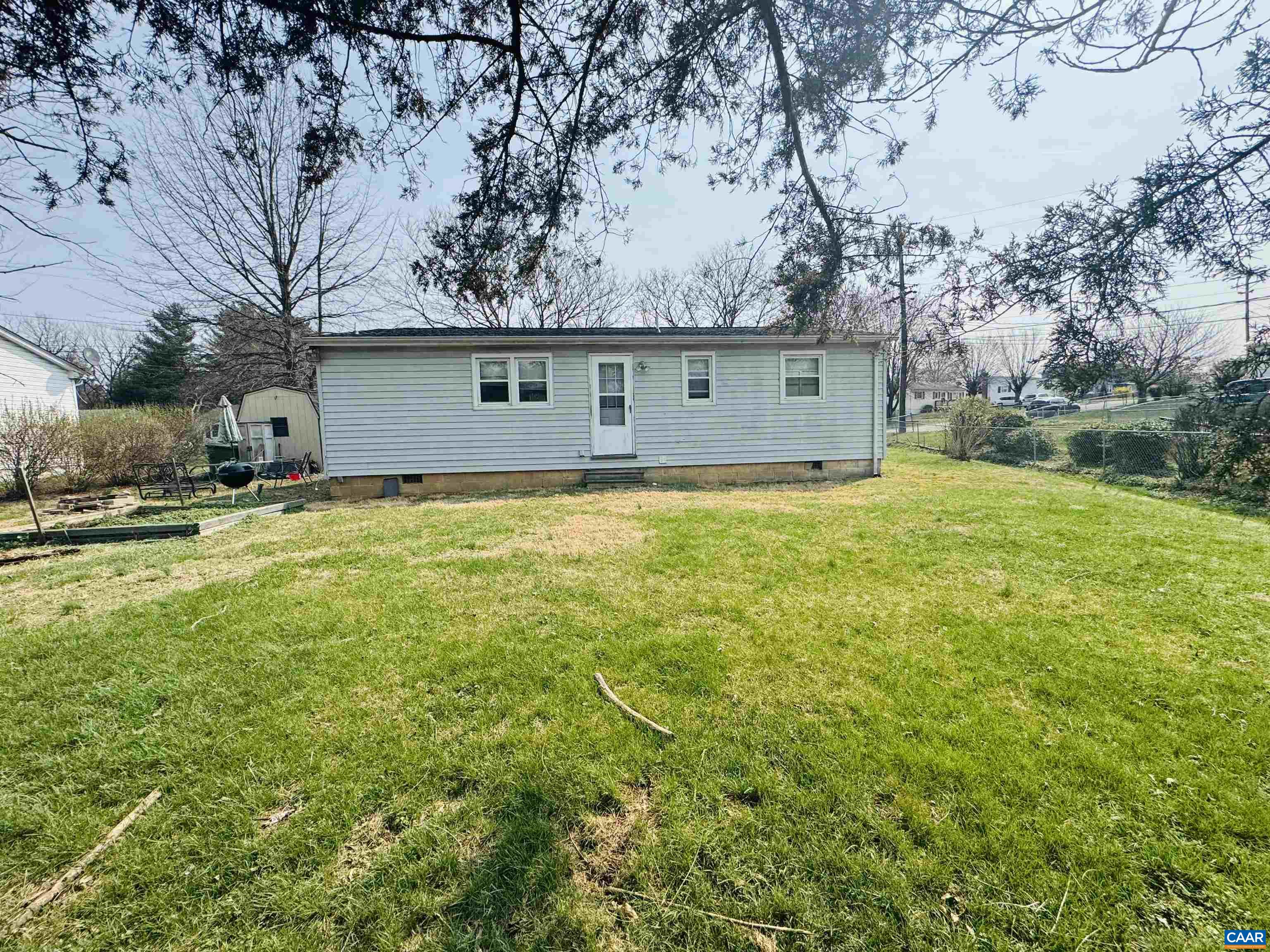 94 LOCUST ST, VERONA, Virginia 24482, 3 Bedrooms Bedrooms, ,1 BathroomBathrooms,Residential,94 LOCUST ST,674330 MLS # 674330