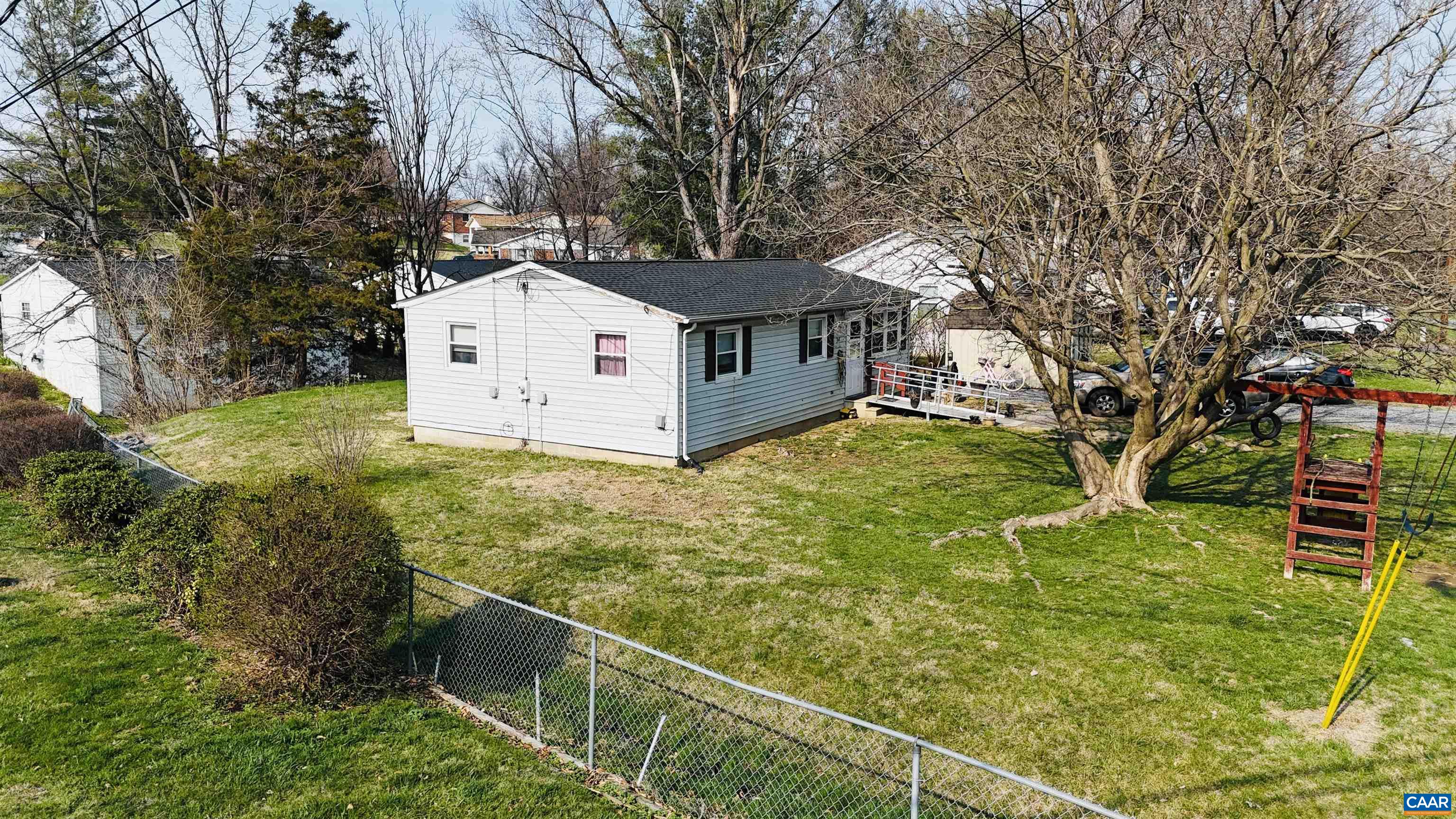 94 LOCUST ST, VERONA, Virginia 24482, 3 Bedrooms Bedrooms, ,1 BathroomBathrooms,Residential,94 LOCUST ST,674330 MLS # 674330