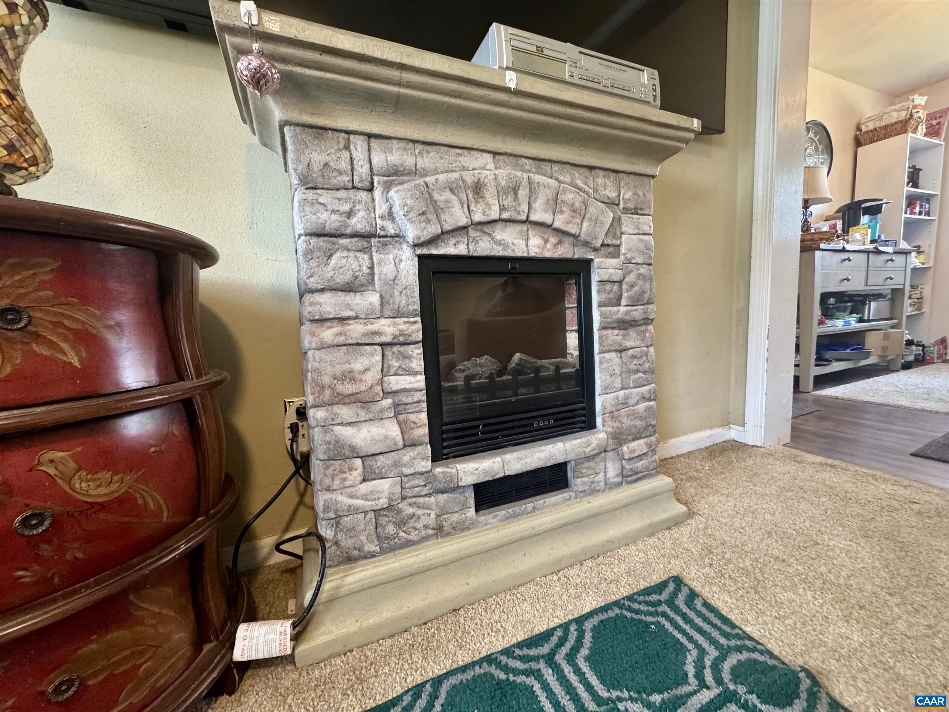 94 LOCUST ST, VERONA, Virginia 24482, 3 Bedrooms Bedrooms, ,1 BathroomBathrooms,Residential,94 LOCUST ST,674330 MLS # 674330