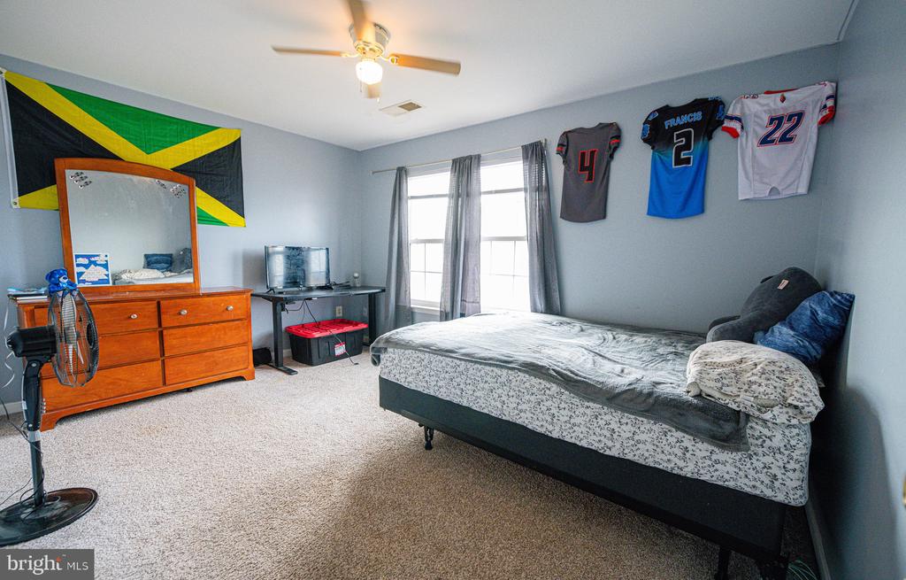 2042 CRANBERRY LN, CULPEPER, Virginia 22701, 4 Bedrooms Bedrooms, ,2 BathroomsBathrooms,Residential,2042 CRANBERRY LN,VACU2012678 MLS # VACU2012678