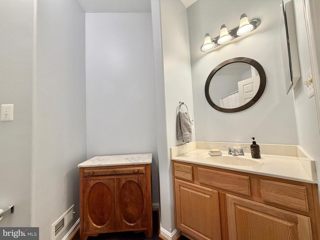 11100 COPELAND CT, FREDERICKSBURG, Virginia 22407, 5 Bedrooms Bedrooms, ,4 BathroomsBathrooms,Residential,11100 COPELAND CT,VASP2039510 MLS # VASP2039510