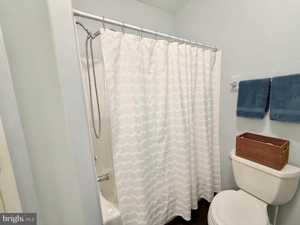 11100 COPELAND CT, FREDERICKSBURG, Virginia 22407, 5 Bedrooms Bedrooms, ,4 BathroomsBathrooms,Residential,11100 COPELAND CT,VASP2039510 MLS # VASP2039510