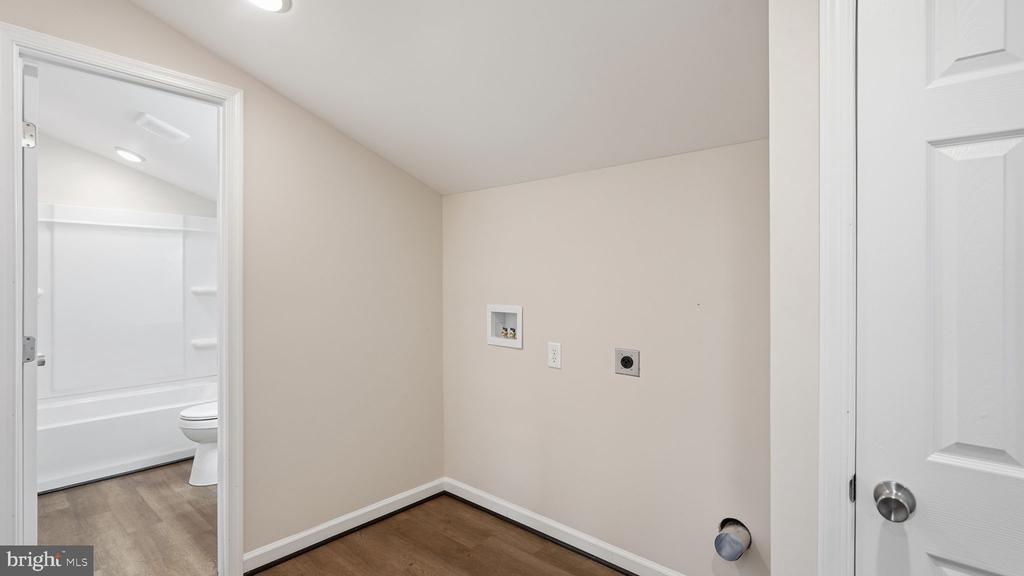 302 DEPOT ST, GORDONSVILLE, Virginia 22942, 2 Bedrooms Bedrooms, ,2 BathroomsBathrooms,Residential,302 DEPOT ST,VAOR2013450 MLS # VAOR2013450