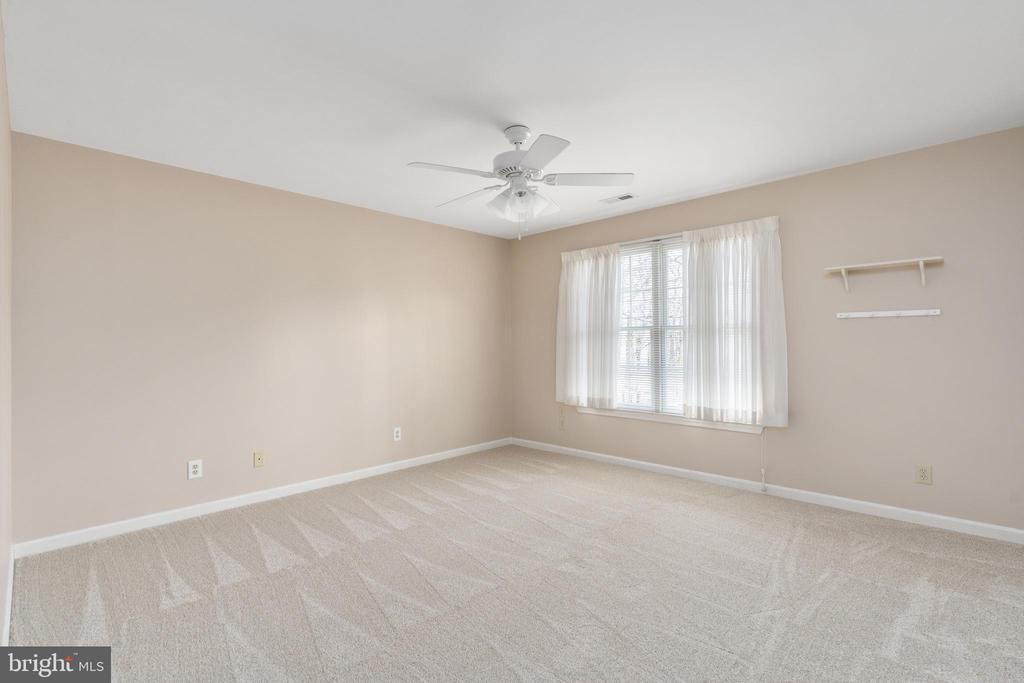 4303 TURNBERRY DR, FREDERICKSBURG, Virginia 22408, 3 Bedrooms Bedrooms, ,2 BathroomsBathrooms,Residential,4303 TURNBERRY DR,VASP2039838 MLS # VASP2039838 4303 TURNBERRY DR, FREDERICKSBURG, Virginia 22408, 3 Bedrooms Bedrooms, ,2 BathroomsBathrooms,Residential,4303 TURNBERRY DR,VASP2039838 MLS # VASP2039838