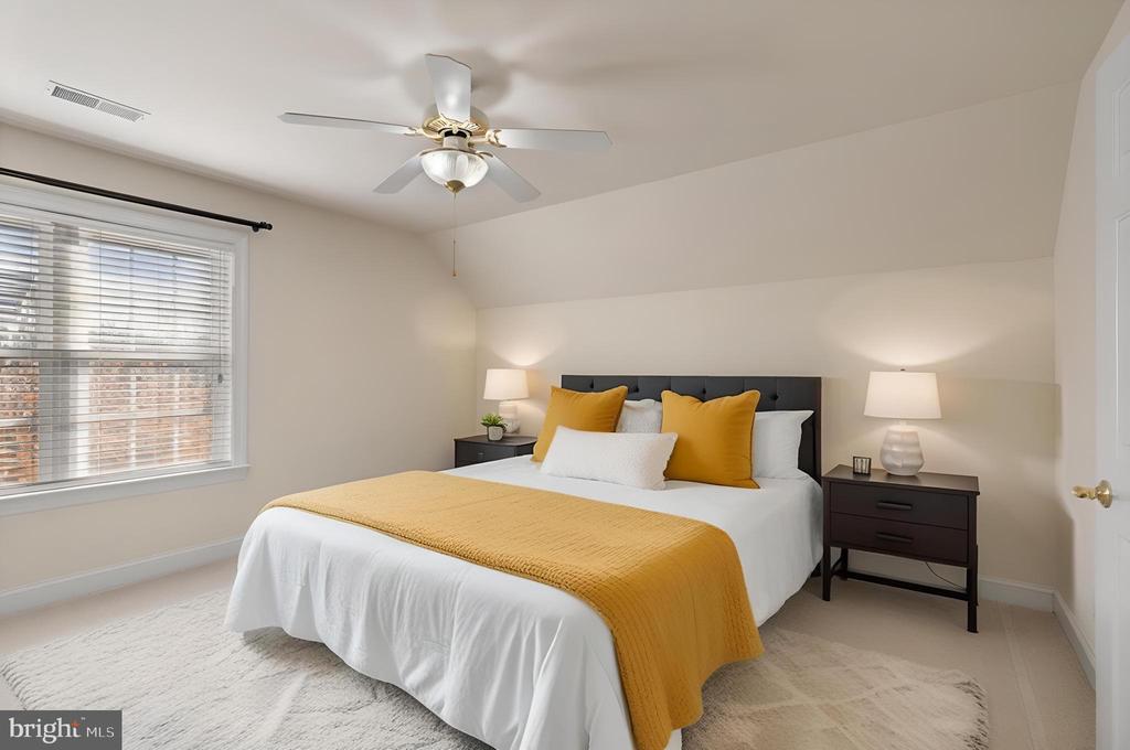 11918 BOULDER CT, SPOTSYLVANIA, Virginia 22553, 6 Bedrooms Bedrooms, ,5 BathroomsBathrooms,Residential,11918 BOULDER CT,VASP2039926 MLS # VASP2039926