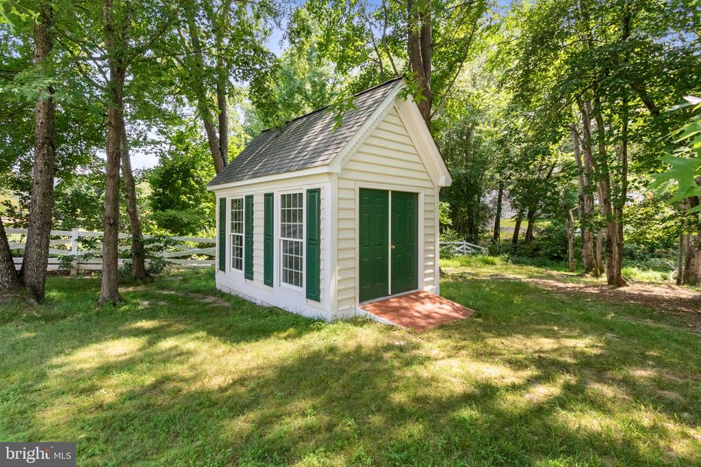 11918 BOULDER CT, SPOTSYLVANIA, Virginia 22553, 6 Bedrooms Bedrooms, ,5 BathroomsBathrooms,Residential,11918 BOULDER CT,VASP2039926 MLS # VASP2039926