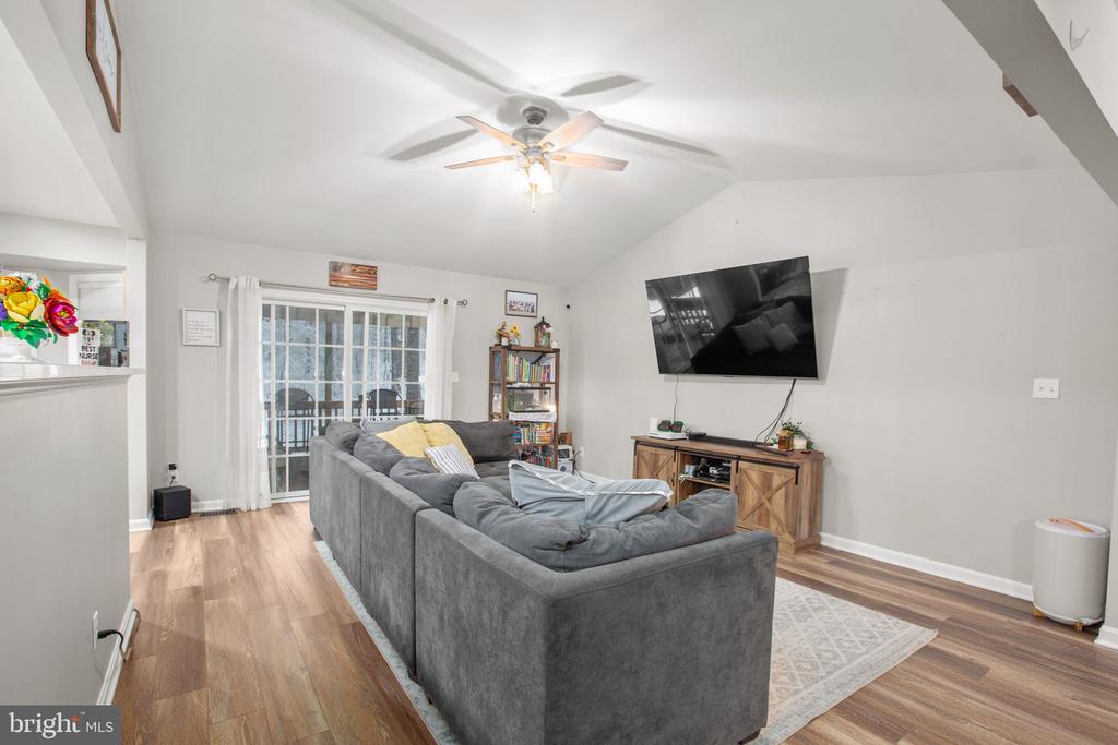 114 SAYLERS CREEK RD, LOCUST GROVE, Virginia 22508, 3 Bedrooms Bedrooms, ,2 BathroomsBathrooms,Residential,114 SAYLERS CREEK RD,VAOR2013470 MLS # VAOR2013470