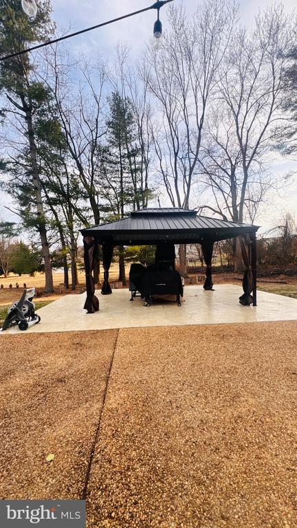 11472 FOX HILL RD, CULPEPER, Virginia 22701, 7 Bedrooms Bedrooms, ,3 BathroomsBathrooms,Residential,11472 FOX HILL RD,VACU2012850 MLS # VACU2012850