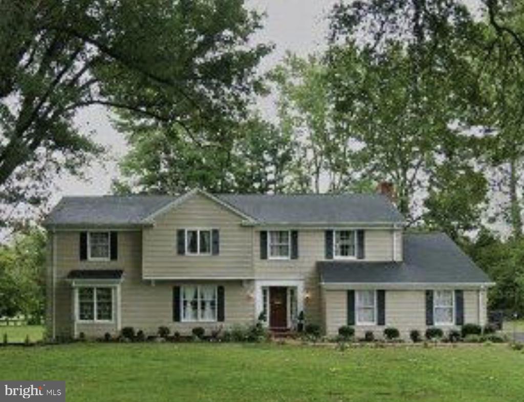 11472 FOX HILL RD, CULPEPER, Virginia 22701, 7 Bedrooms Bedrooms, ,3 BathroomsBathrooms,Residential,11472 FOX HILL RD,VACU2012850 MLS # VACU2012850