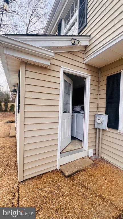 11472 FOX HILL RD, CULPEPER, Virginia 22701, 7 Bedrooms Bedrooms, ,3 BathroomsBathrooms,Residential,11472 FOX HILL RD,VACU2012850 MLS # VACU2012850