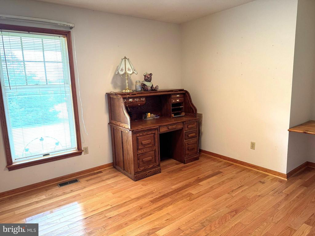 17257 GORE LN, REVA, Virginia 22735, 4 Bedrooms Bedrooms, ,3 BathroomsBathrooms,Residential,17257 GORE LN,VACU2012964 MLS # VACU2012964