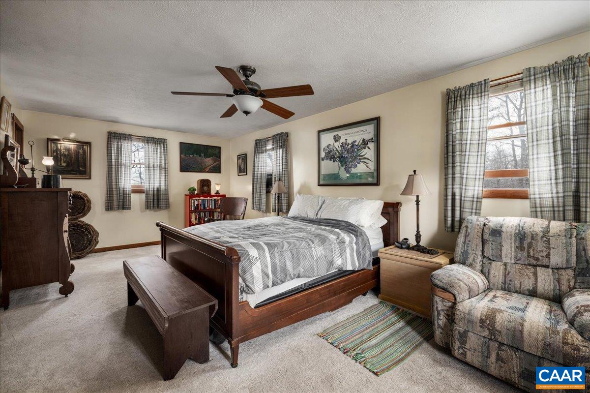 406 RACCOON DR, WINCHESTER, Virginia 22602, 3 Bedrooms Bedrooms, ,2 BathroomsBathrooms,Residential,406 RACCOON DR,674053 MLS # 674053