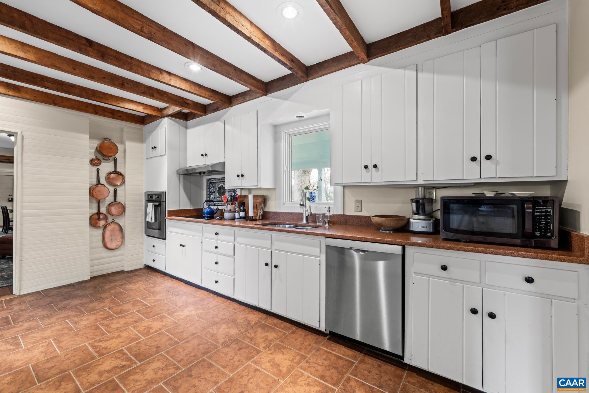 1128 BEAVERDAM RD, KESWICK, Virginia 22947, 5 Bedrooms Bedrooms, ,2 BathroomsBathrooms,Residential,Deerlodge,1128 BEAVERDAM RD,674077 MLS # 674077