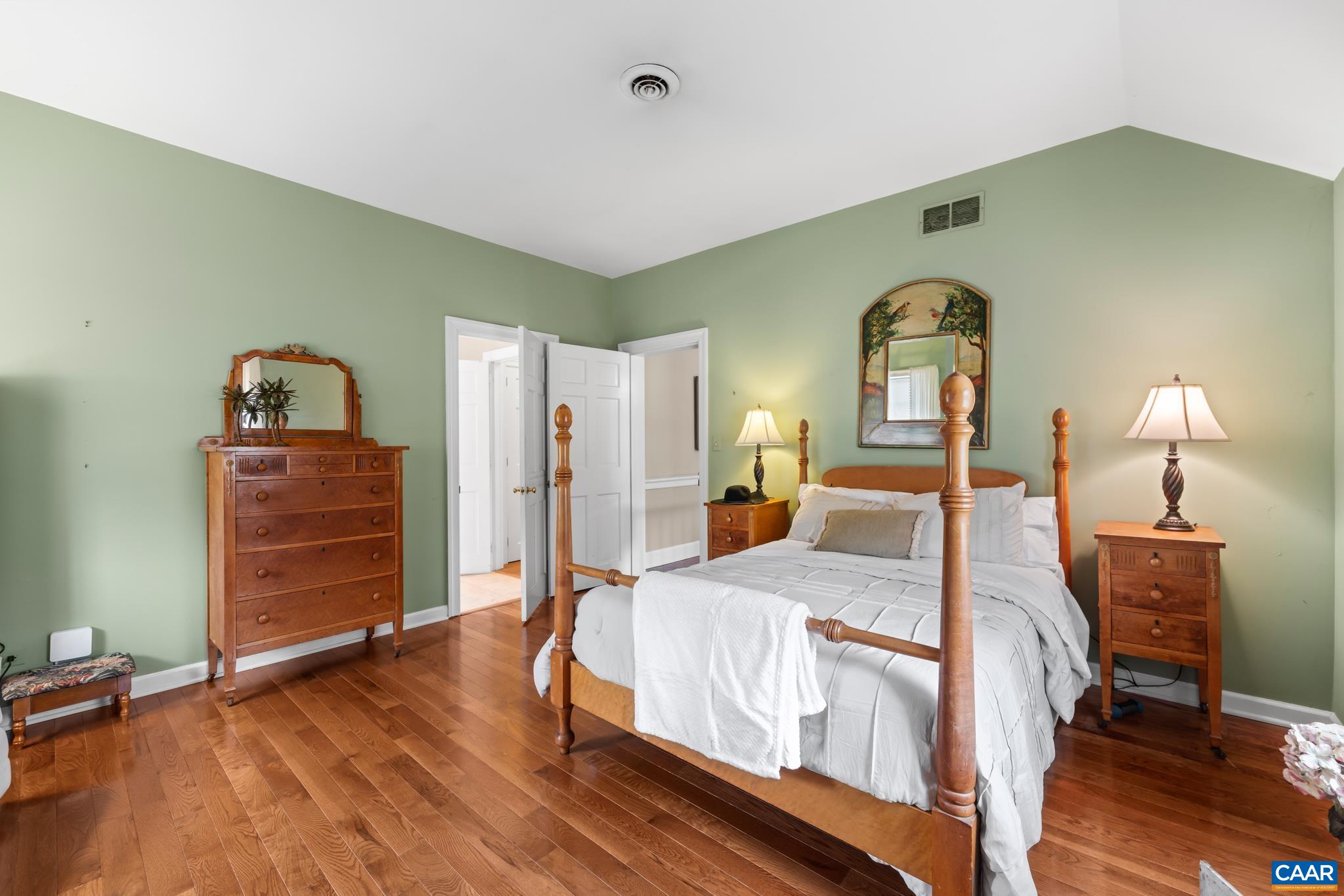 1128 BEAVERDAM RD, KESWICK, Virginia 22947, 5 Bedrooms Bedrooms, ,2 BathroomsBathrooms,Residential,Deerlodge,1128 BEAVERDAM RD,674077 MLS # 674077