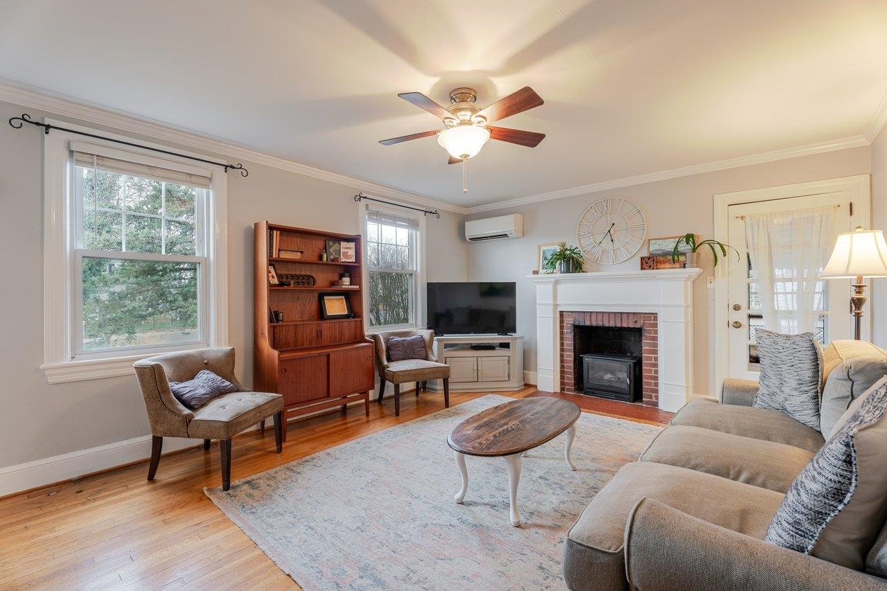 1466 BLUESTONE ST, HARRISONBURG, Virginia 22801, 3 Bedrooms Bedrooms, ,2 BathroomsBathrooms,Residential,1466 BLUESTONE ST,674259 MLS # 674259