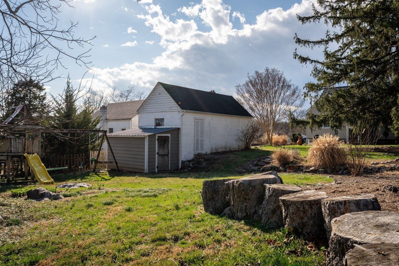 1466 BLUESTONE ST, HARRISONBURG, Virginia 22801, 3 Bedrooms Bedrooms, ,2 BathroomsBathrooms,Residential,1466 BLUESTONE ST,674259 MLS # 674259