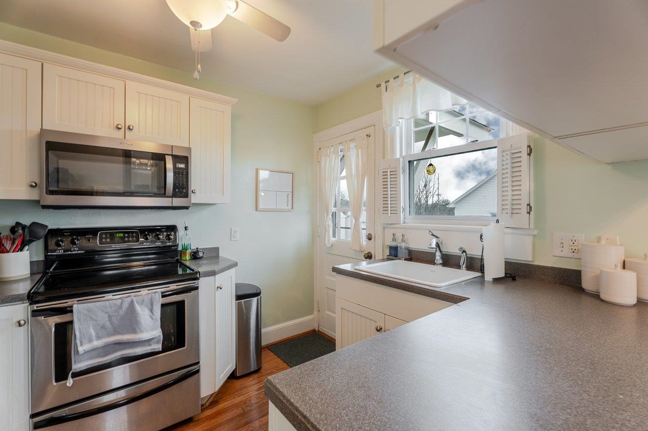 1466 BLUESTONE ST, HARRISONBURG, Virginia 22801, 3 Bedrooms Bedrooms, ,2 BathroomsBathrooms,Residential,1466 BLUESTONE ST,674259 MLS # 674259