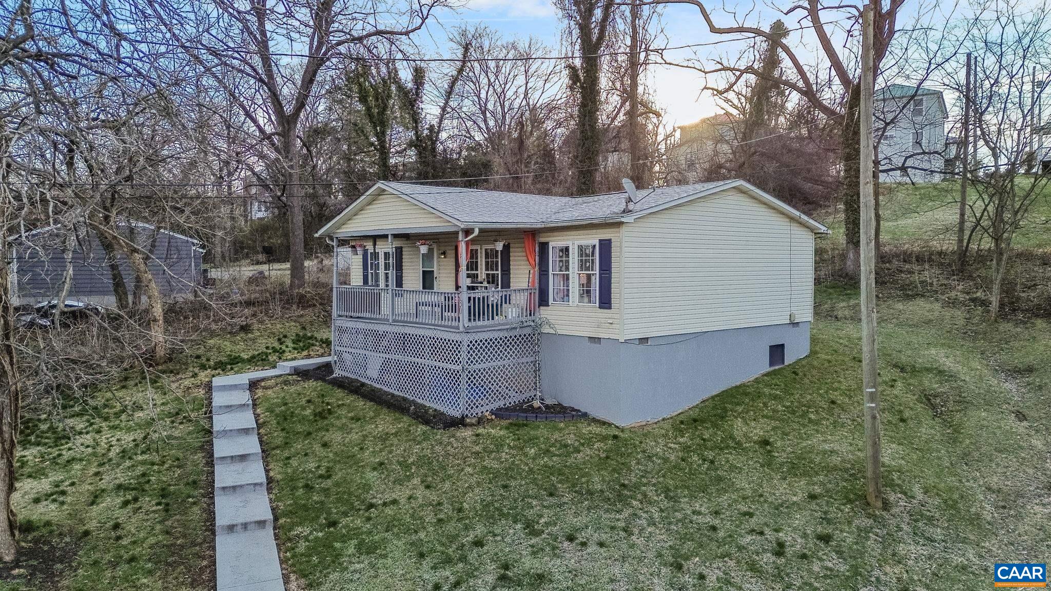 730 5TH ST SW, CHARLOTTESVILLE, Virginia 22902, 3 Bedrooms Bedrooms, ,2 BathroomsBathrooms,Residential,730 5TH ST SW,674293 MLS # 674293 730 5TH ST SW, CHARLOTTESVILLE, Virginia 22902, 3 Bedrooms Bedrooms, ,2 BathroomsBathrooms,Residential,730 5TH ST SW,674293 MLS # 674293