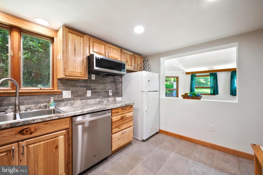 145 WEAKLEY LN, STANLEY, Virginia 22851, 3 Bedrooms Bedrooms, ,2 BathroomsBathrooms,Residential,145 WEAKLEY LN,VAPA2005266 MLS # VAPA2005266