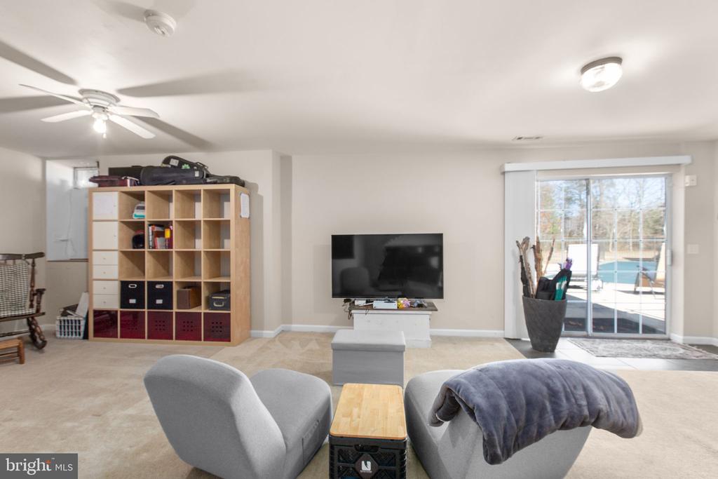 5825 MORRIS RD, SPOTSYLVANIA, Virginia 22551, 4 Bedrooms Bedrooms, ,3 BathroomsBathrooms,Residential,5825 MORRIS RD,VASP2039954 MLS # VASP2039954