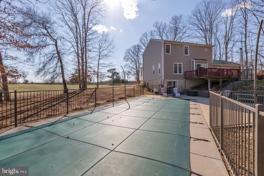 5825 MORRIS RD, SPOTSYLVANIA, Virginia 22551, 4 Bedrooms Bedrooms, ,3 BathroomsBathrooms,Residential,5825 MORRIS RD,VASP2039954 MLS # VASP2039954