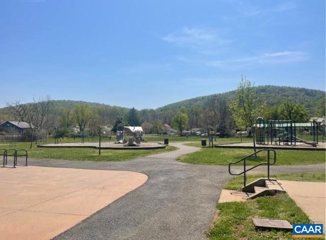 943 RIVES ST, CHARLOTTESVILLE, Virginia 22902, 3 Bedrooms Bedrooms, ,1 BathroomBathrooms,Residential,943 RIVES ST,674306 MLS # 674306 943 RIVES ST, CHARLOTTESVILLE, Virginia 22902, 3 Bedrooms Bedrooms, ,1 BathroomBathrooms,Residential,943 RIVES ST,674306 MLS # 674306