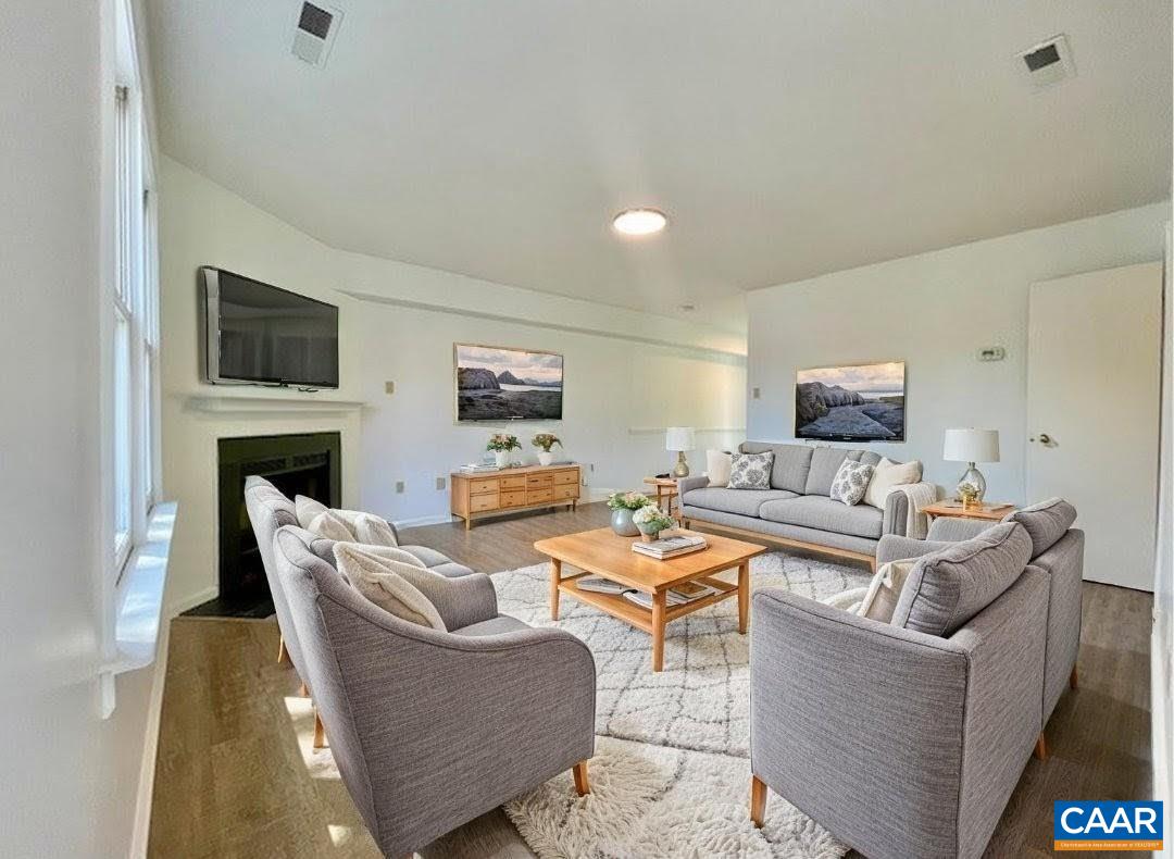 943 RIVES ST, CHARLOTTESVILLE, Virginia 22902, 3 Bedrooms Bedrooms, ,1 BathroomBathrooms,Residential,943 RIVES ST,674306 MLS # 674306 943 RIVES ST, CHARLOTTESVILLE, Virginia 22902, 3 Bedrooms Bedrooms, ,1 BathroomBathrooms,Residential,943 RIVES ST,674306 MLS # 674306