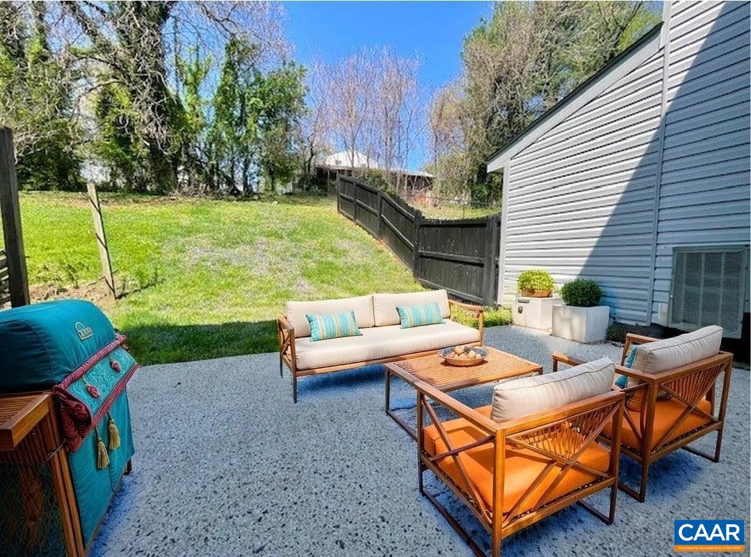 943 RIVES ST, CHARLOTTESVILLE, Virginia 22902, 3 Bedrooms Bedrooms, ,1 BathroomBathrooms,Residential,943 RIVES ST,674306 MLS # 674306 943 RIVES ST, CHARLOTTESVILLE, Virginia 22902, 3 Bedrooms Bedrooms, ,1 BathroomBathrooms,Residential,943 RIVES ST,674306 MLS # 674306