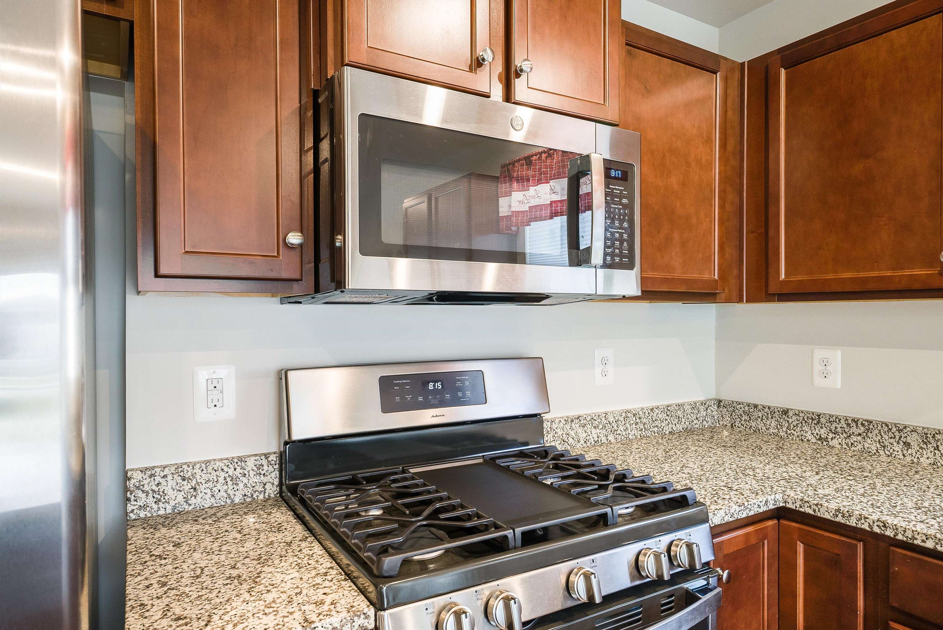 6 SOUTH PEAK DR, MCGAHEYSVILLE, Virginia 22840, 3 Bedrooms Bedrooms, ,2 BathroomsBathrooms,Residential,6 SOUTH PEAK DR,674346 MLS # 674346