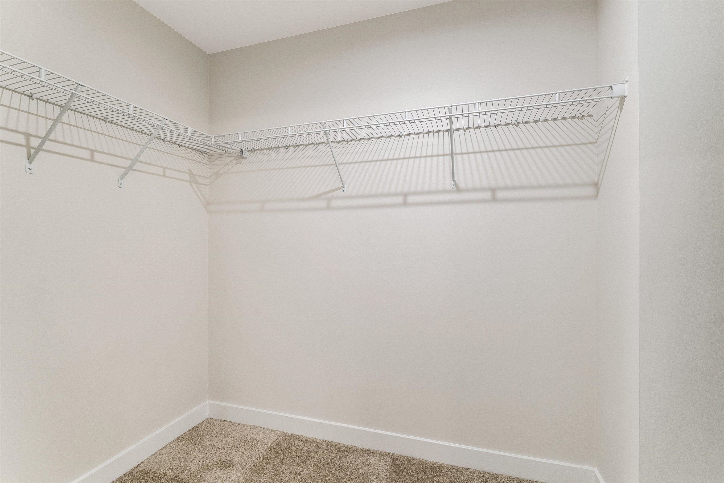 6 SOUTH PEAK DR, MCGAHEYSVILLE, Virginia 22840, 3 Bedrooms Bedrooms, ,2 BathroomsBathrooms,Residential,6 SOUTH PEAK DR,674346 MLS # 674346