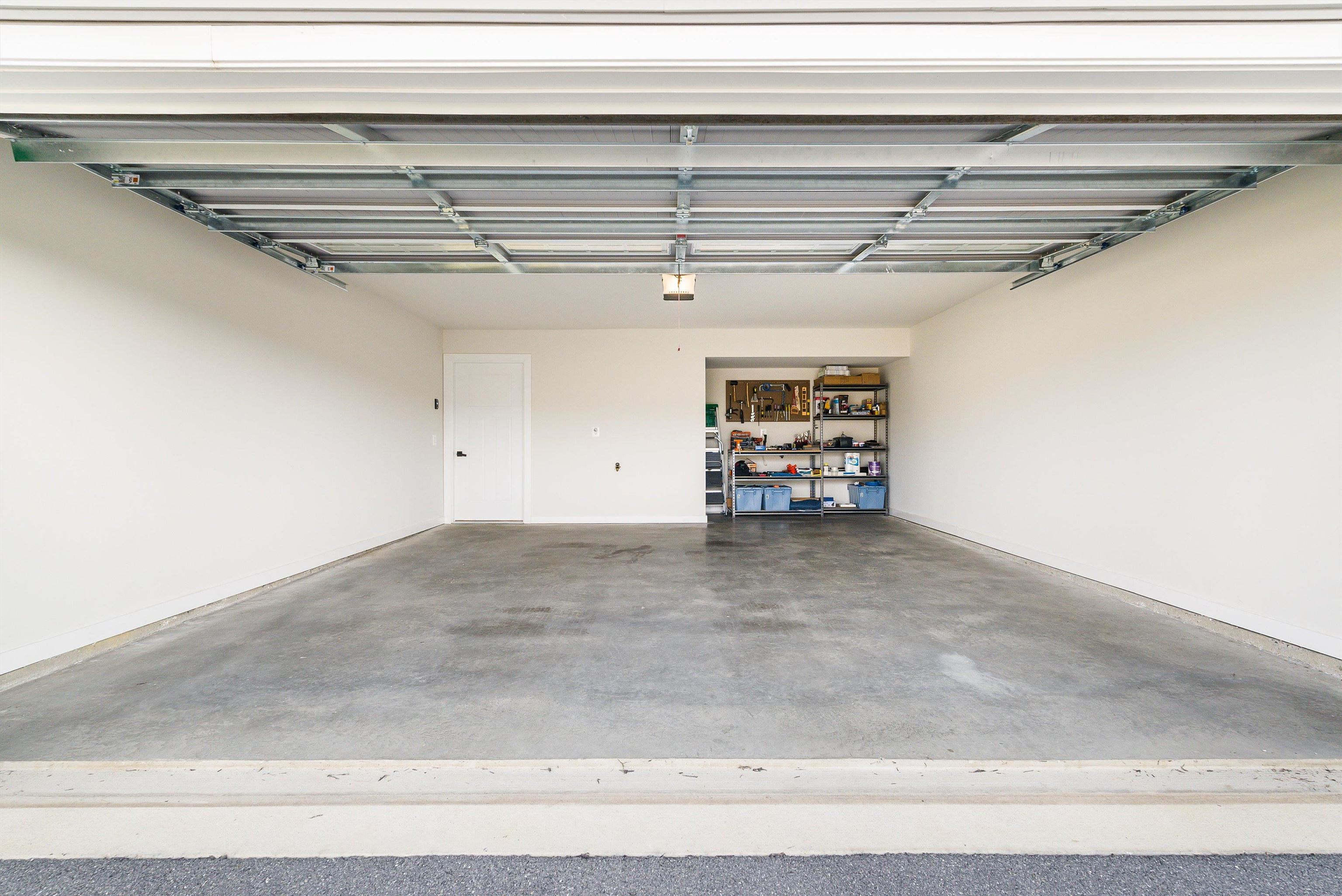 6 SOUTH PEAK DR, MCGAHEYSVILLE, Virginia 22840, 3 Bedrooms Bedrooms, ,2 BathroomsBathrooms,Residential,6 SOUTH PEAK DR,674346 MLS # 674346