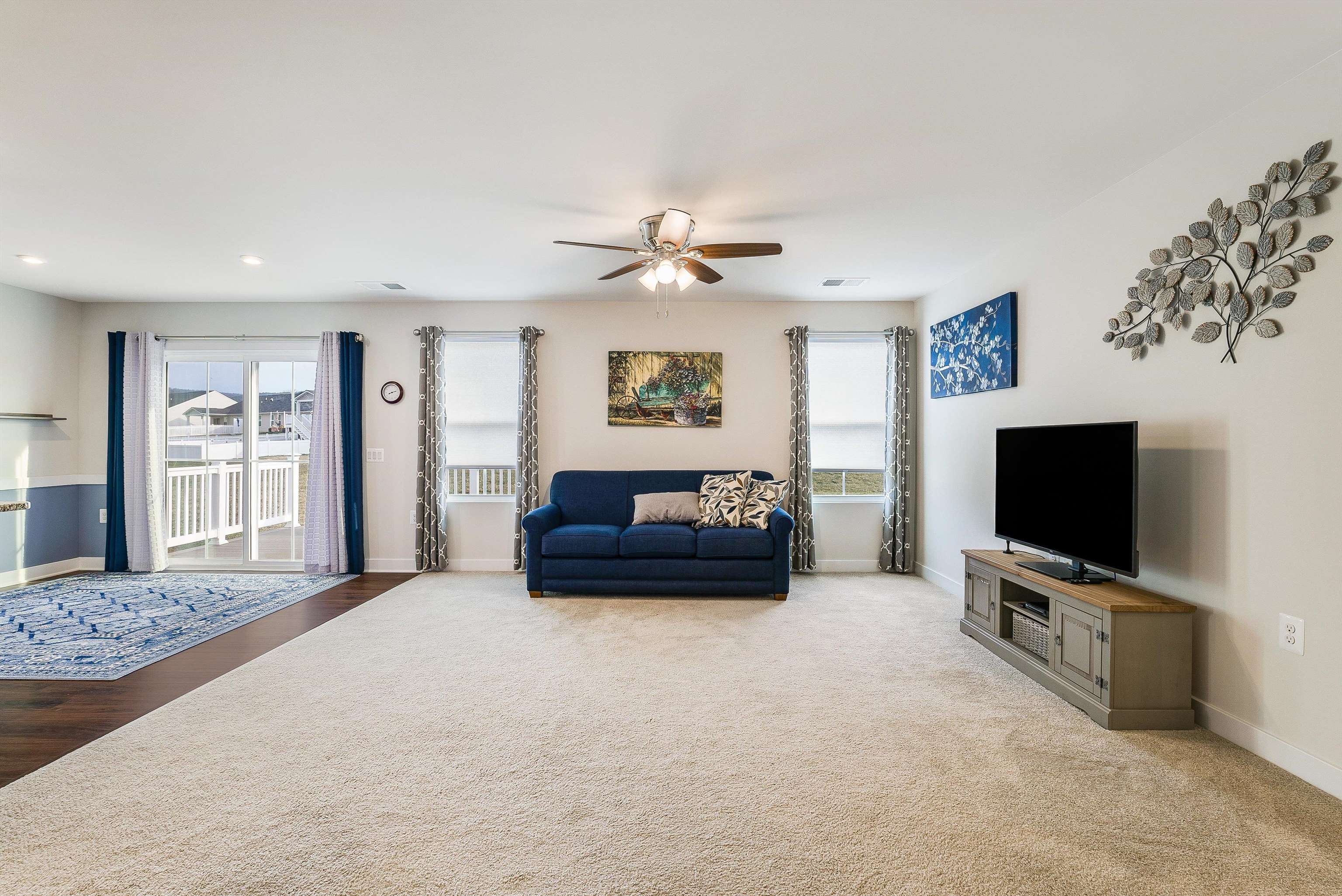 6 SOUTH PEAK DR, MCGAHEYSVILLE, Virginia 22840, 3 Bedrooms Bedrooms, ,2 BathroomsBathrooms,Residential,6 SOUTH PEAK DR,674346 MLS # 674346