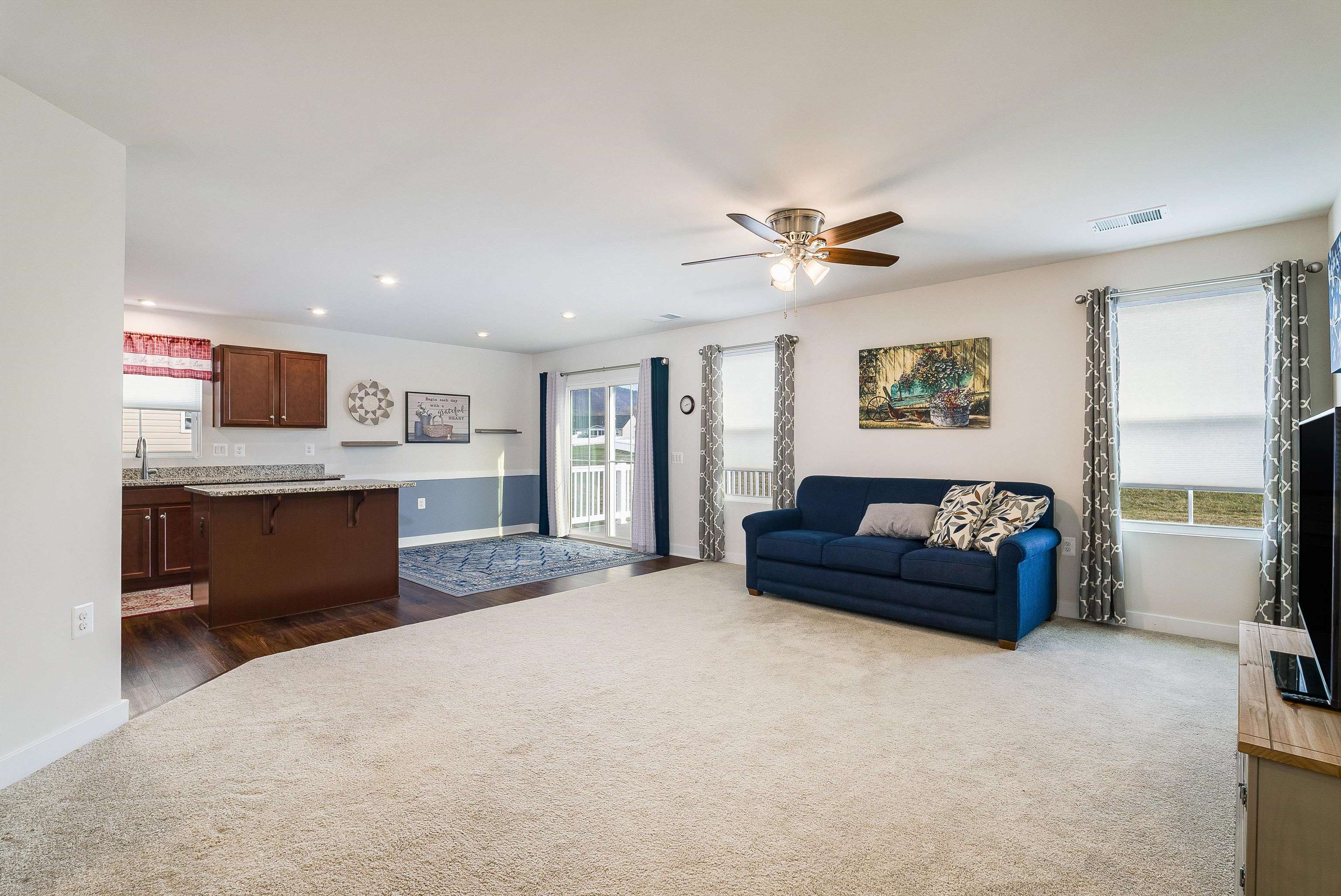 6 SOUTH PEAK DR, MCGAHEYSVILLE, Virginia 22840, 3 Bedrooms Bedrooms, ,2 BathroomsBathrooms,Residential,6 SOUTH PEAK DR,674346 MLS # 674346