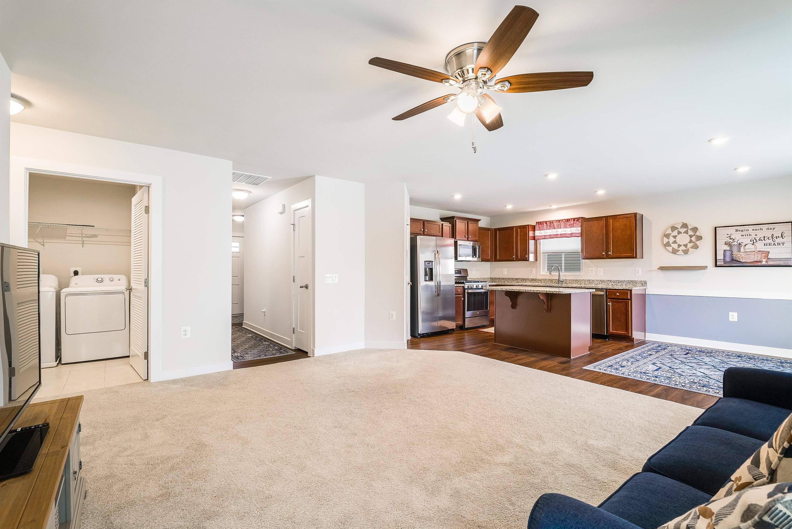 6 SOUTH PEAK DR, MCGAHEYSVILLE, Virginia 22840, 3 Bedrooms Bedrooms, ,2 BathroomsBathrooms,Residential,6 SOUTH PEAK DR,674346 MLS # 674346