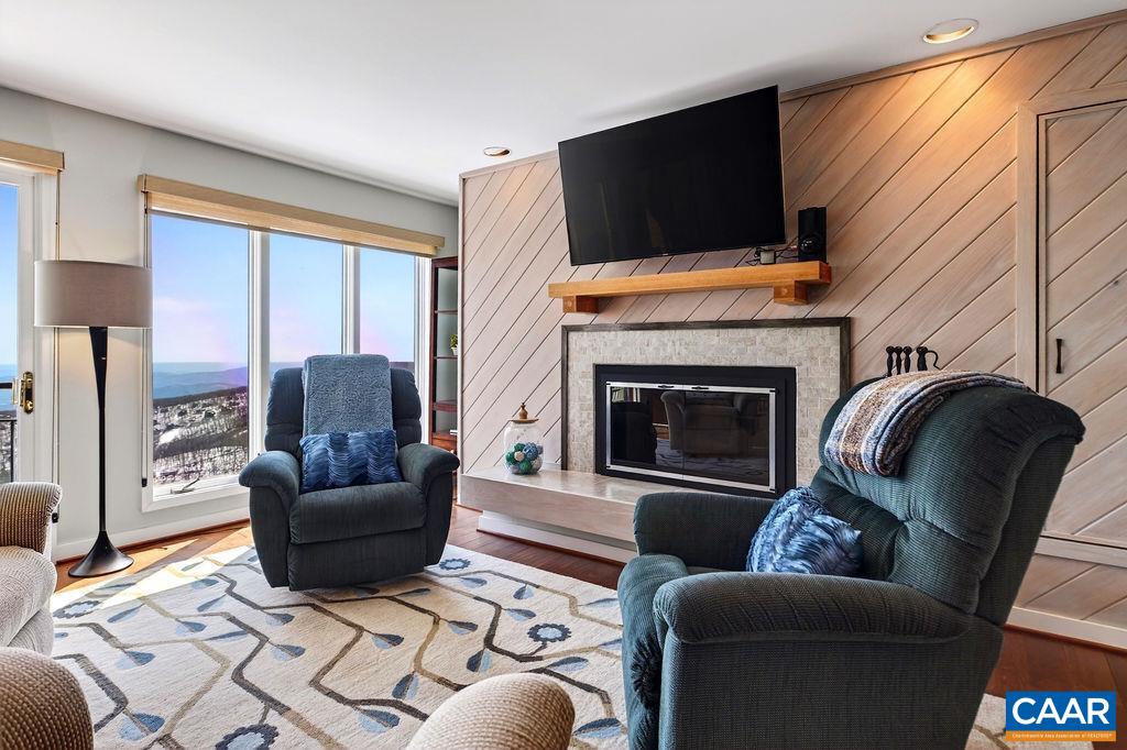 1561 VISTAS CONDOS, WINTERGREEN RESORT, Virginia 22967, 2 Bedrooms Bedrooms, ,2 BathroomsBathrooms,Residential,1561 VISTAS CONDOS,674349 MLS # 674349