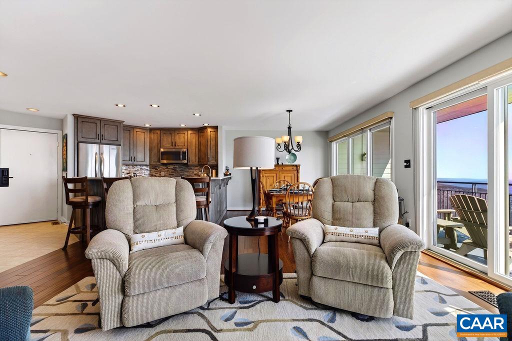 1561 VISTAS CONDOS, WINTERGREEN RESORT, Virginia 22967, 2 Bedrooms Bedrooms, ,2 BathroomsBathrooms,Residential,1561 VISTAS CONDOS,674349 MLS # 674349