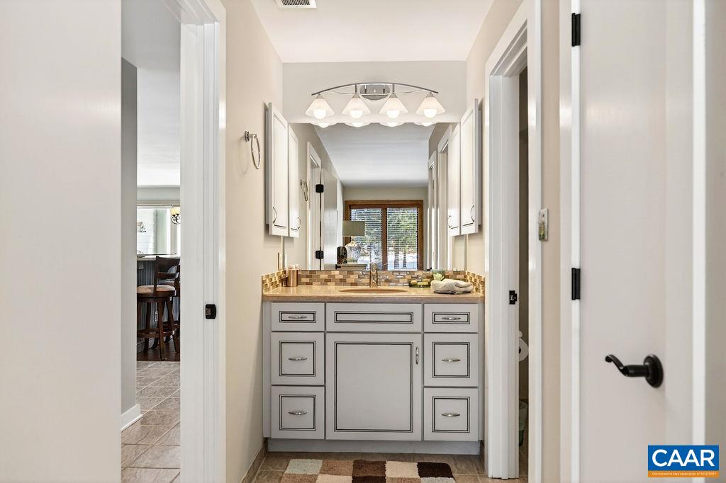 1561 VISTAS CONDOS, WINTERGREEN RESORT, Virginia 22967, 2 Bedrooms Bedrooms, ,2 BathroomsBathrooms,Residential,1561 VISTAS CONDOS,674349 MLS # 674349