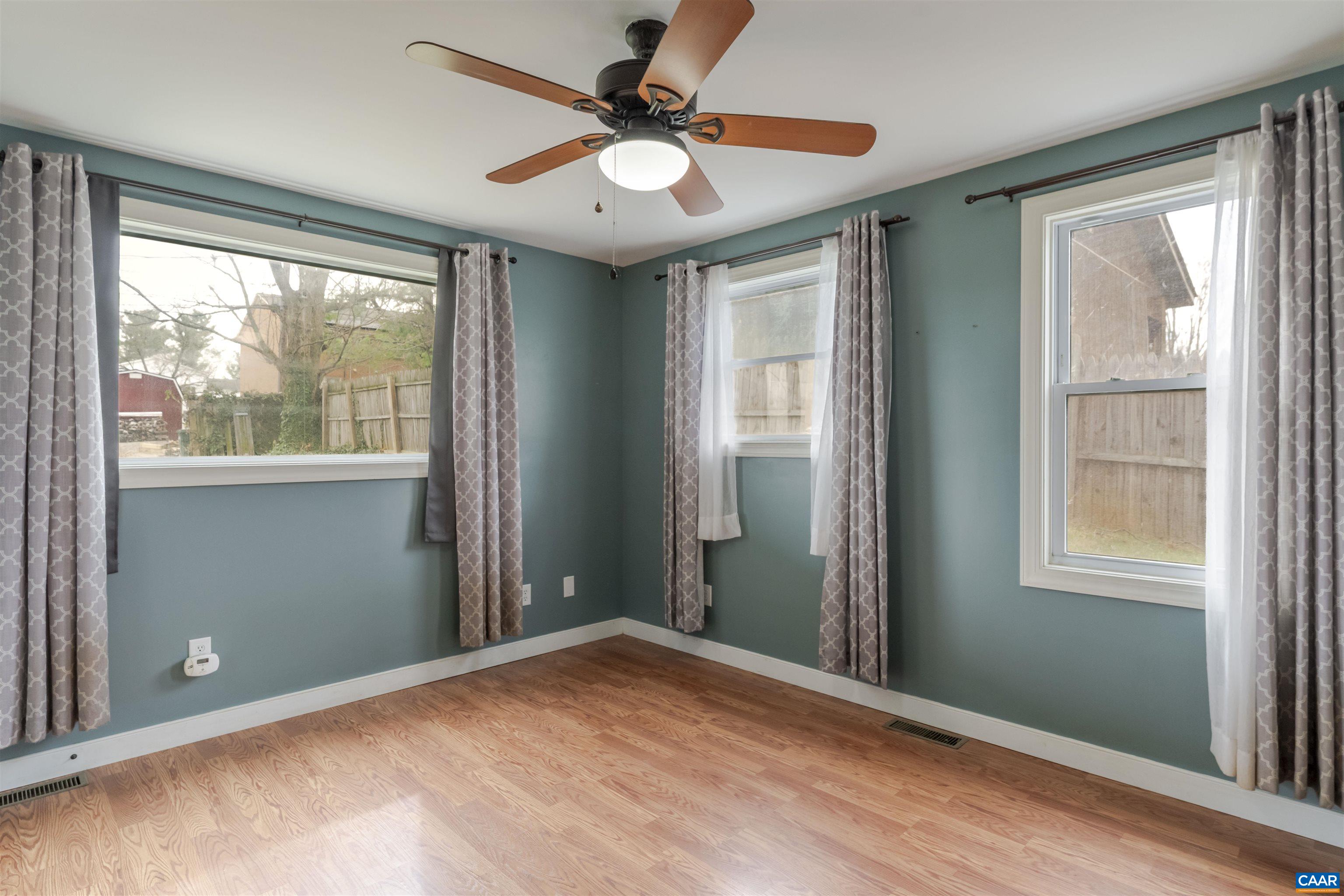 424 OAK AVE, WAYNESBORO, Virginia 22980, 7 Bedrooms Bedrooms, ,3 BathroomsBathrooms,Residential,Home Sweet Home,424 OAK AVE,674353 MLS # 674353