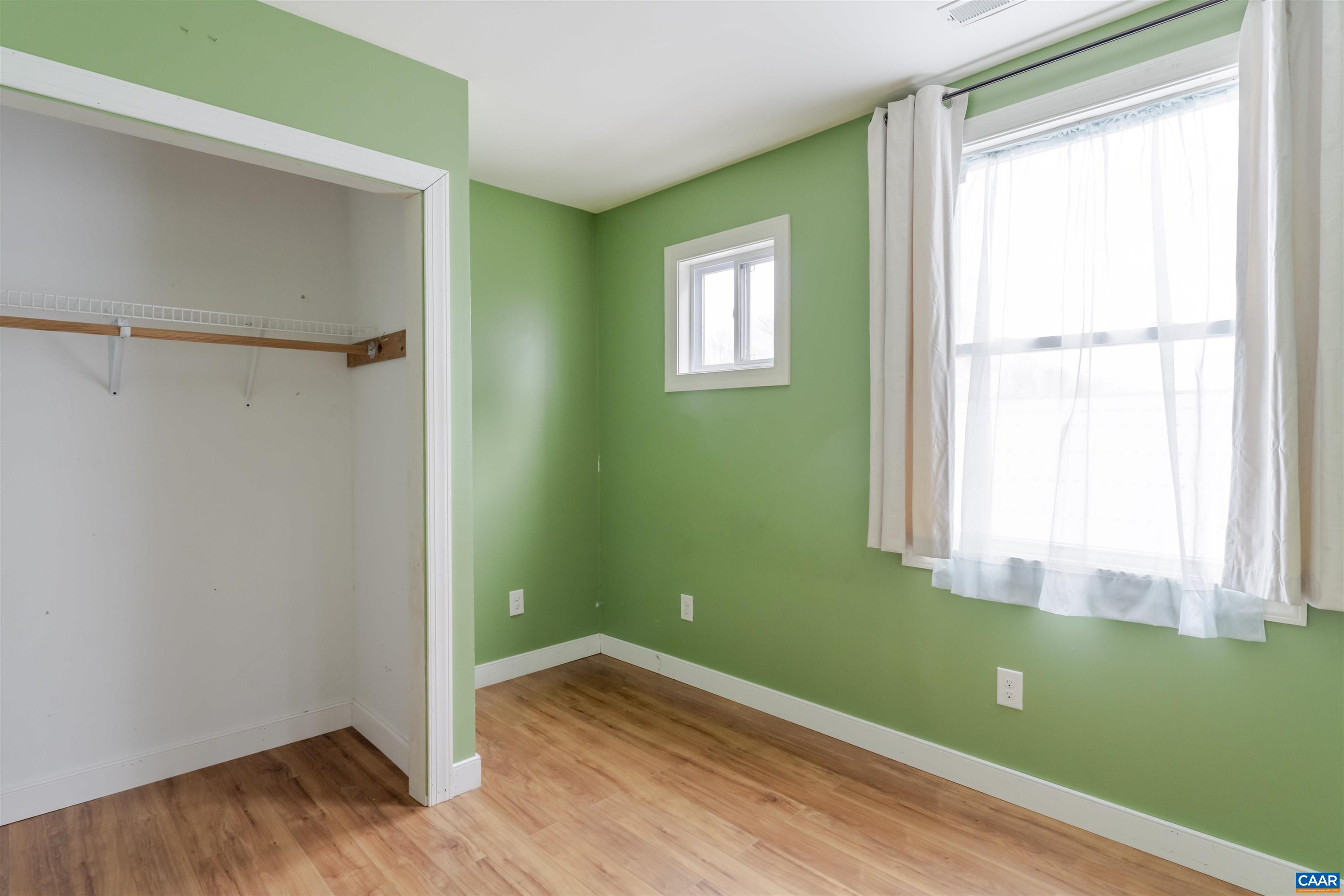 424 OAK AVE, WAYNESBORO, Virginia 22980, 7 Bedrooms Bedrooms, ,3 BathroomsBathrooms,Residential,Home Sweet Home,424 OAK AVE,674353 MLS # 674353