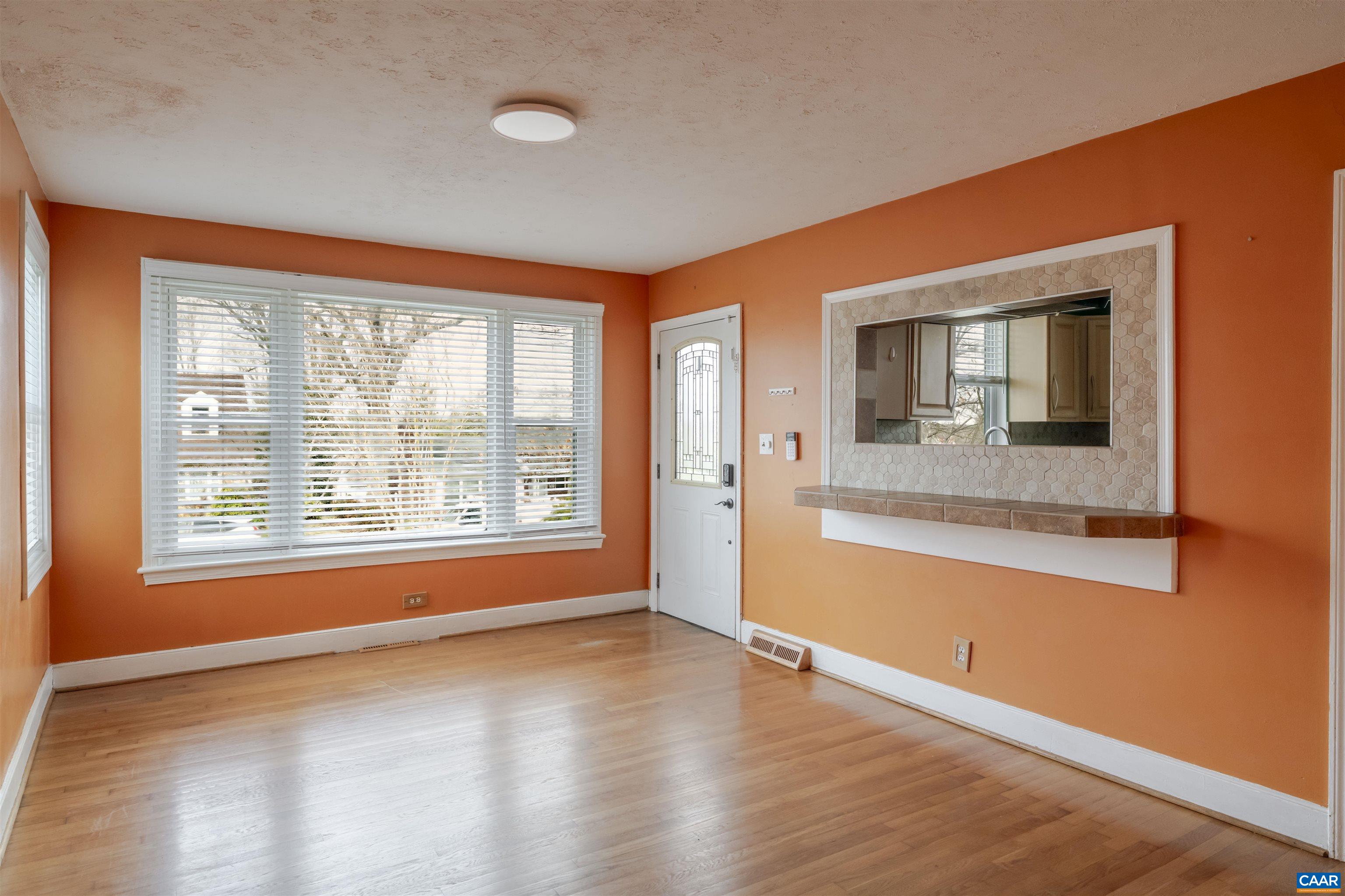 424 OAK AVE, WAYNESBORO, Virginia 22980, 7 Bedrooms Bedrooms, ,3 BathroomsBathrooms,Residential,Home Sweet Home,424 OAK AVE,674353 MLS # 674353