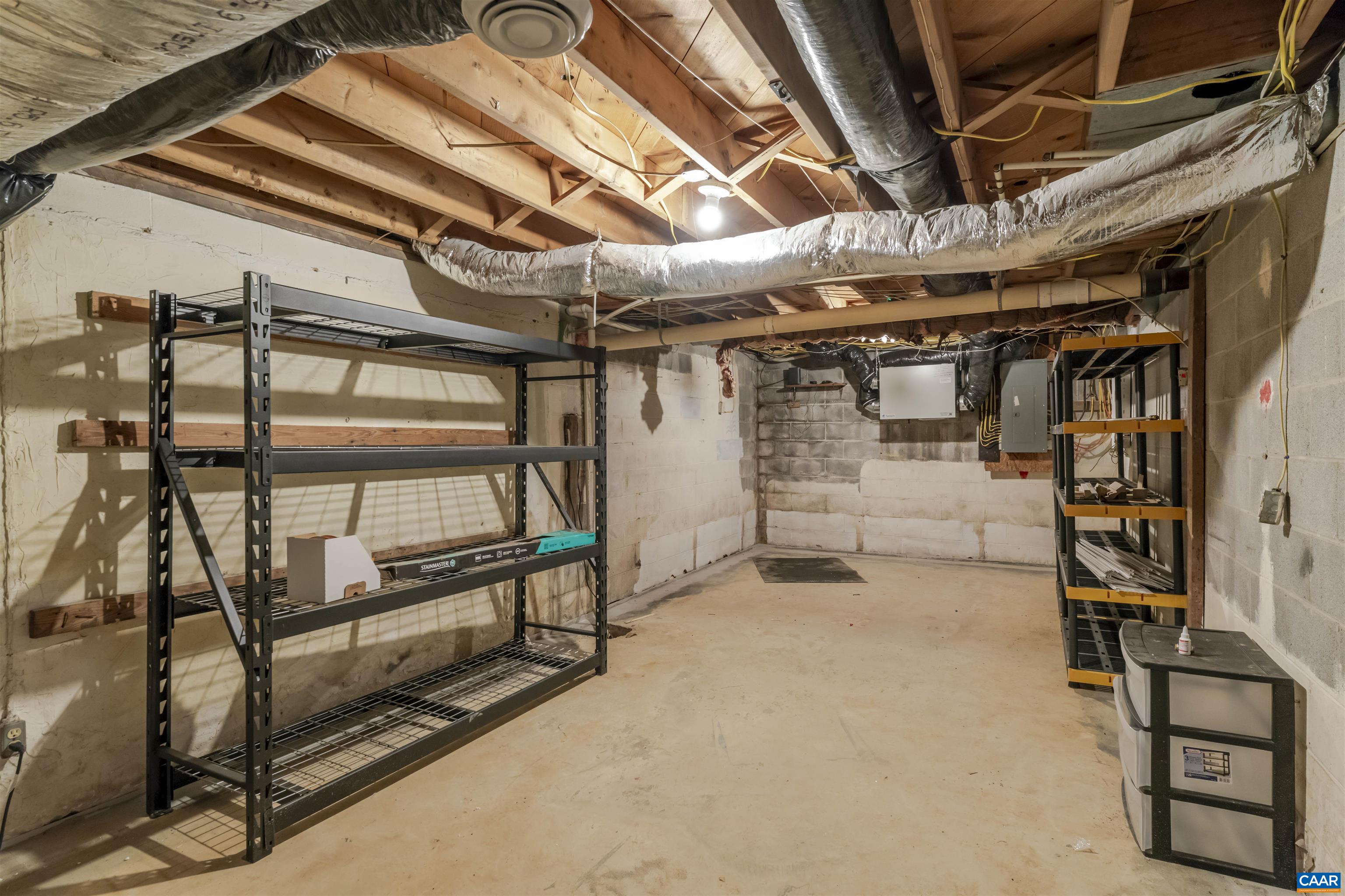 424 OAK AVE, WAYNESBORO, Virginia 22980, 7 Bedrooms Bedrooms, ,3 BathroomsBathrooms,Residential,Home Sweet Home,424 OAK AVE,674353 MLS # 674353