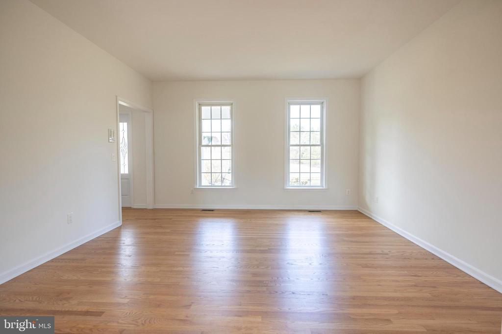 10497 BUCHANAN LN, CULPEPER, Virginia 22701, 4 Bedrooms Bedrooms, ,3 BathroomsBathrooms,Residential,10497 BUCHANAN LN,VACU2012110 MLS # VACU2012110