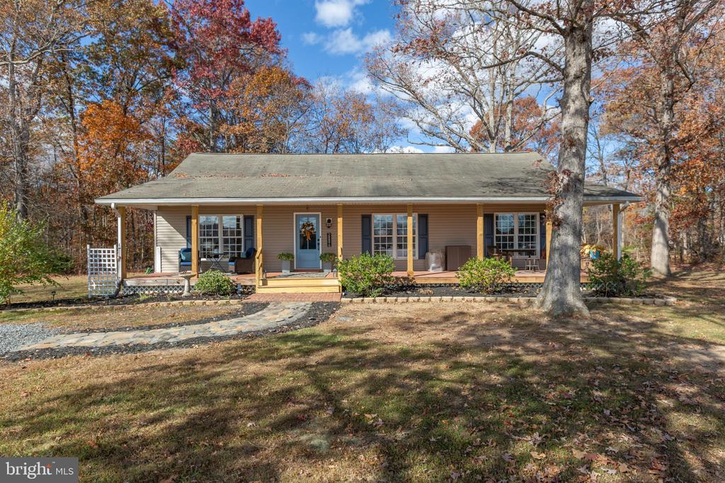 28896 HORSESHOE RD, CULPEPER, Virginia 22701, 3 Bedrooms Bedrooms, ,2 BathroomsBathrooms,Residential,28896 HORSESHOE RD,VAOR2013390 MLS # VAOR2013390