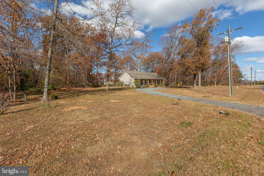 28896 HORSESHOE RD, CULPEPER, Virginia 22701, 3 Bedrooms Bedrooms, ,2 BathroomsBathrooms,Residential,28896 HORSESHOE RD,VAOR2013390 MLS # VAOR2013390