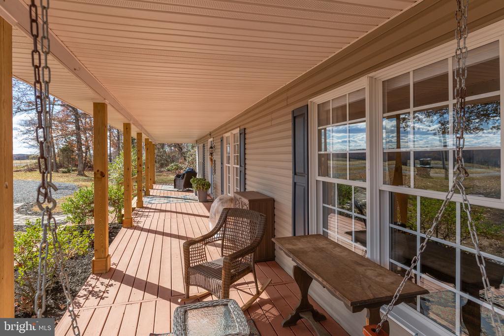 28896 HORSESHOE RD, CULPEPER, Virginia 22701, 3 Bedrooms Bedrooms, ,2 BathroomsBathrooms,Residential,28896 HORSESHOE RD,VAOR2013390 MLS # VAOR2013390