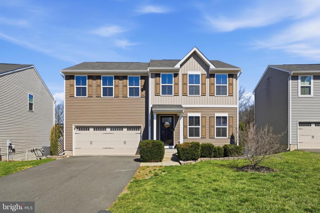 5026 GODWINS LANDING DR, REMINGTON, Virginia 22734, 4 Bedrooms Bedrooms, ,2 BathroomsBathrooms,Residential,5026 GODWINS LANDING DR,VAFQ2020930 MLS # VAFQ2020930