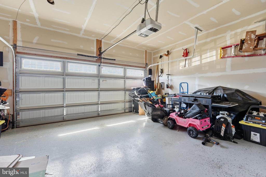 5026 GODWINS LANDING DR, REMINGTON, Virginia 22734, 4 Bedrooms Bedrooms, ,2 BathroomsBathrooms,Residential,5026 GODWINS LANDING DR,VAFQ2020930 MLS # VAFQ2020930