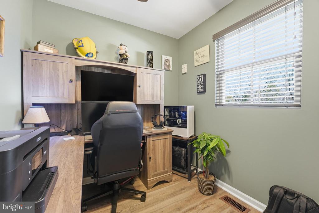 5026 GODWINS LANDING DR, REMINGTON, Virginia 22734, 4 Bedrooms Bedrooms, ,2 BathroomsBathrooms,Residential,5026 GODWINS LANDING DR,VAFQ2020930 MLS # VAFQ2020930