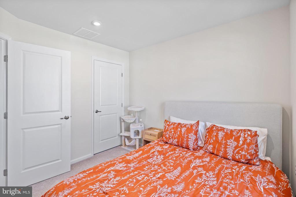 36028 COYOTE TRL, LOCUST GROVE, Virginia 22508, 3 Bedrooms Bedrooms, ,2 BathroomsBathrooms,Residential,36028 COYOTE TRL,VAOR2013522 MLS # VAOR2013522