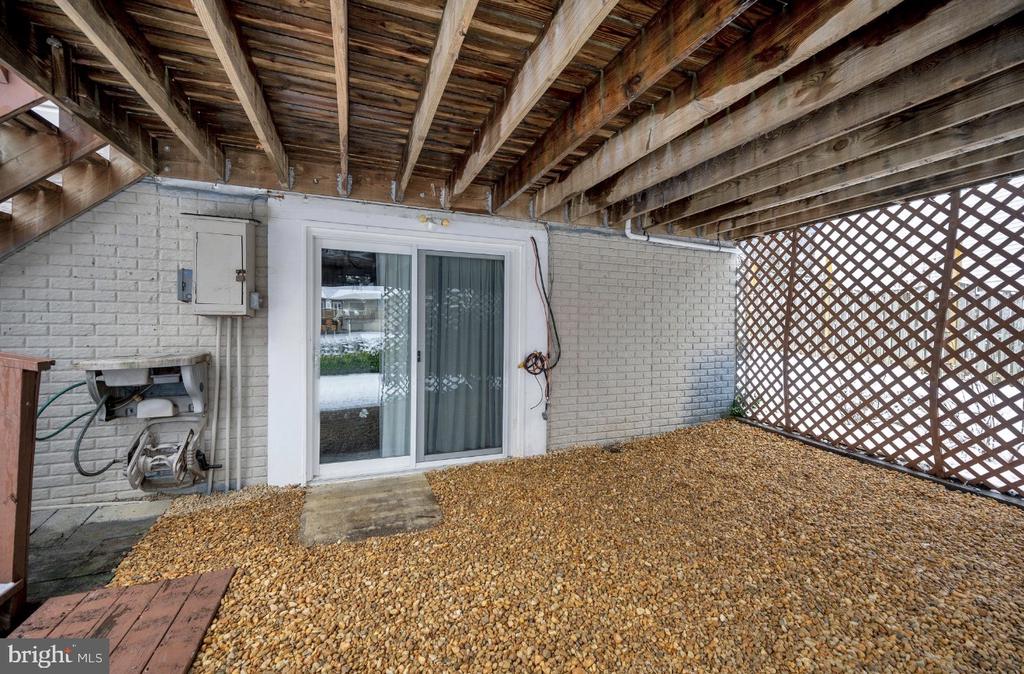 11615 JOY LN, FREDERICKSBURG, Virginia 22407, 4 Bedrooms Bedrooms, ,2 BathroomsBathrooms,Residential,11615 JOY LN,VASP2039626 MLS # VASP2039626